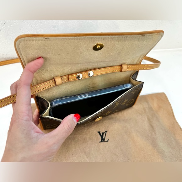 ❤️SOLD❤️ Auth LOUIS VUITTON Vintage Pochette Twin PM Monogram Bag - Picture 6 of 17